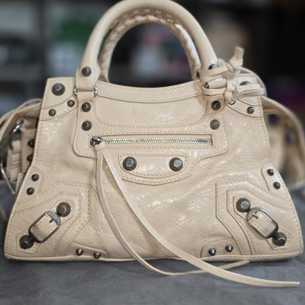 ✨️New✨️ Balenciaga Neo Cagole City Bag Handbag Beige